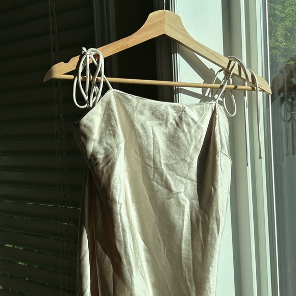 new princess polly THE SILKY SLIP MINI DRESS CHAMPAGNE - Picture 10 of 13